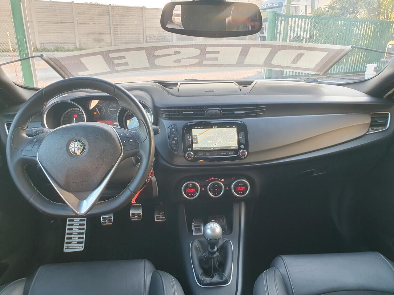 Alfa Romeo Giulietta 1.6 JTDm-2 120 CV QV Neo 2015
