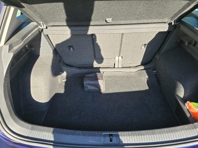 VOLKSWAGEN Tiguan 2.0 TDI SCR DSG Business BlueMotion Technology