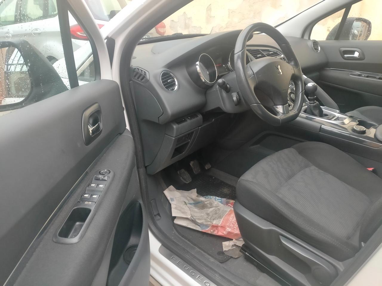 Peugeot 3008 1.6 HDi 112CV Outdoor