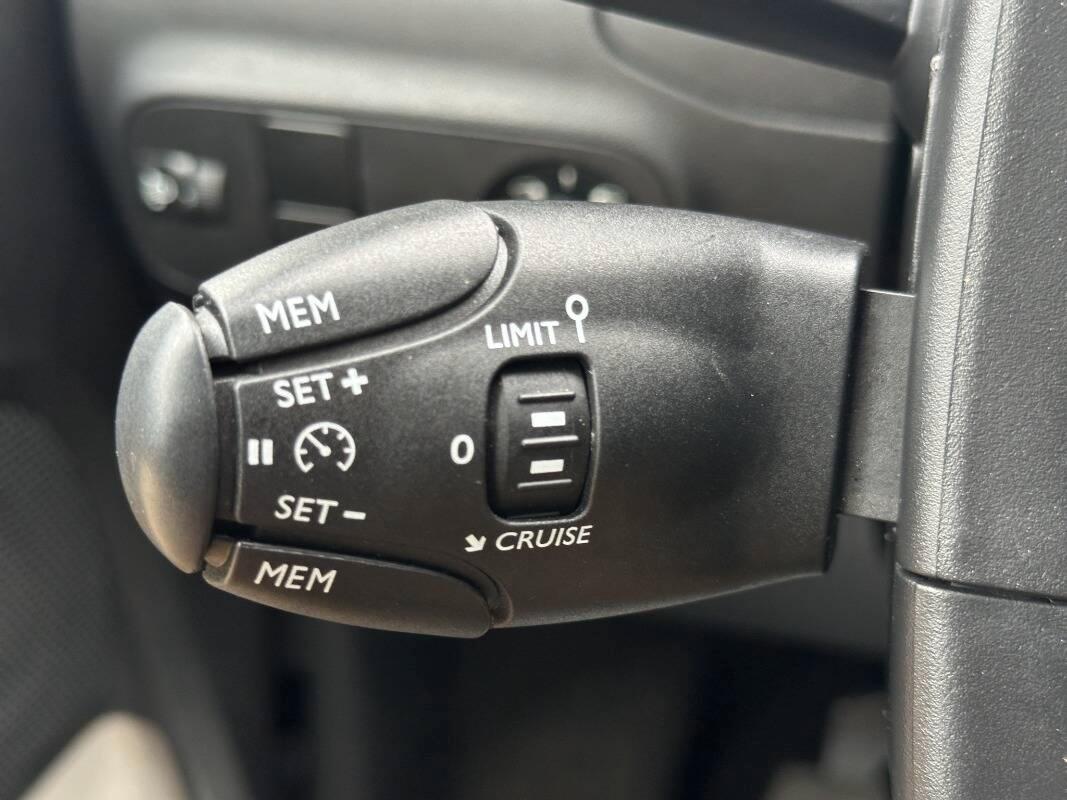 Citroen C3 1.5 bluehdi C-Series s&s 100cv con CarPlay