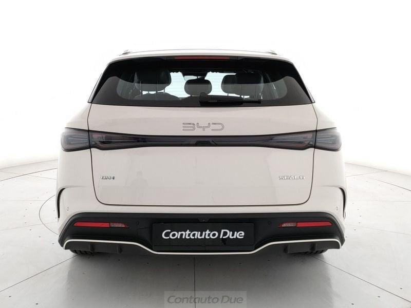 BYD Seal 6 DM-i Seal 6 DM-i Touring 1.5 phev Boost