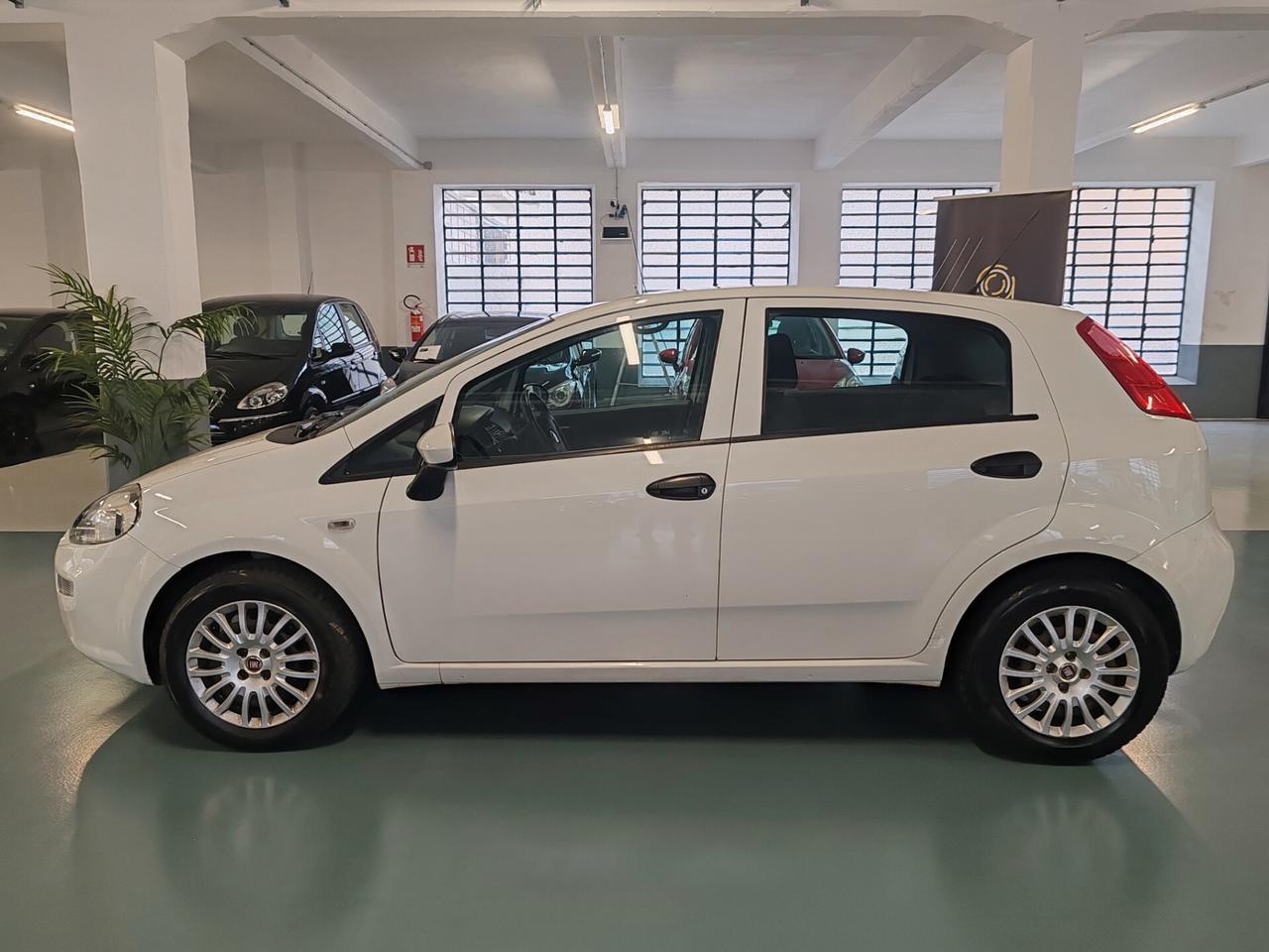 Fiat Punto 1.2 8V 5 porte Street