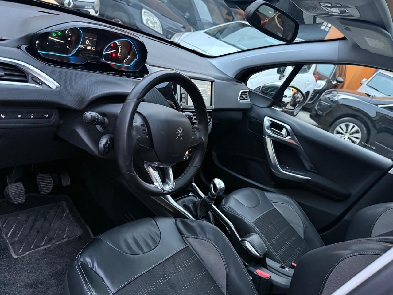 Peugeot 2008 1.6 e-HDi 115 CV Stop&Start Féline