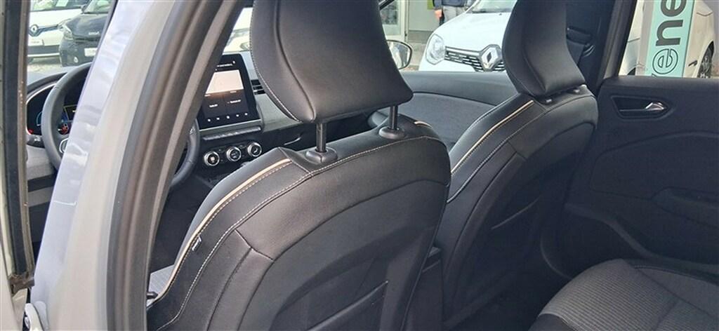 Renault Clio 1.6 E-Tech full hybrid Techno