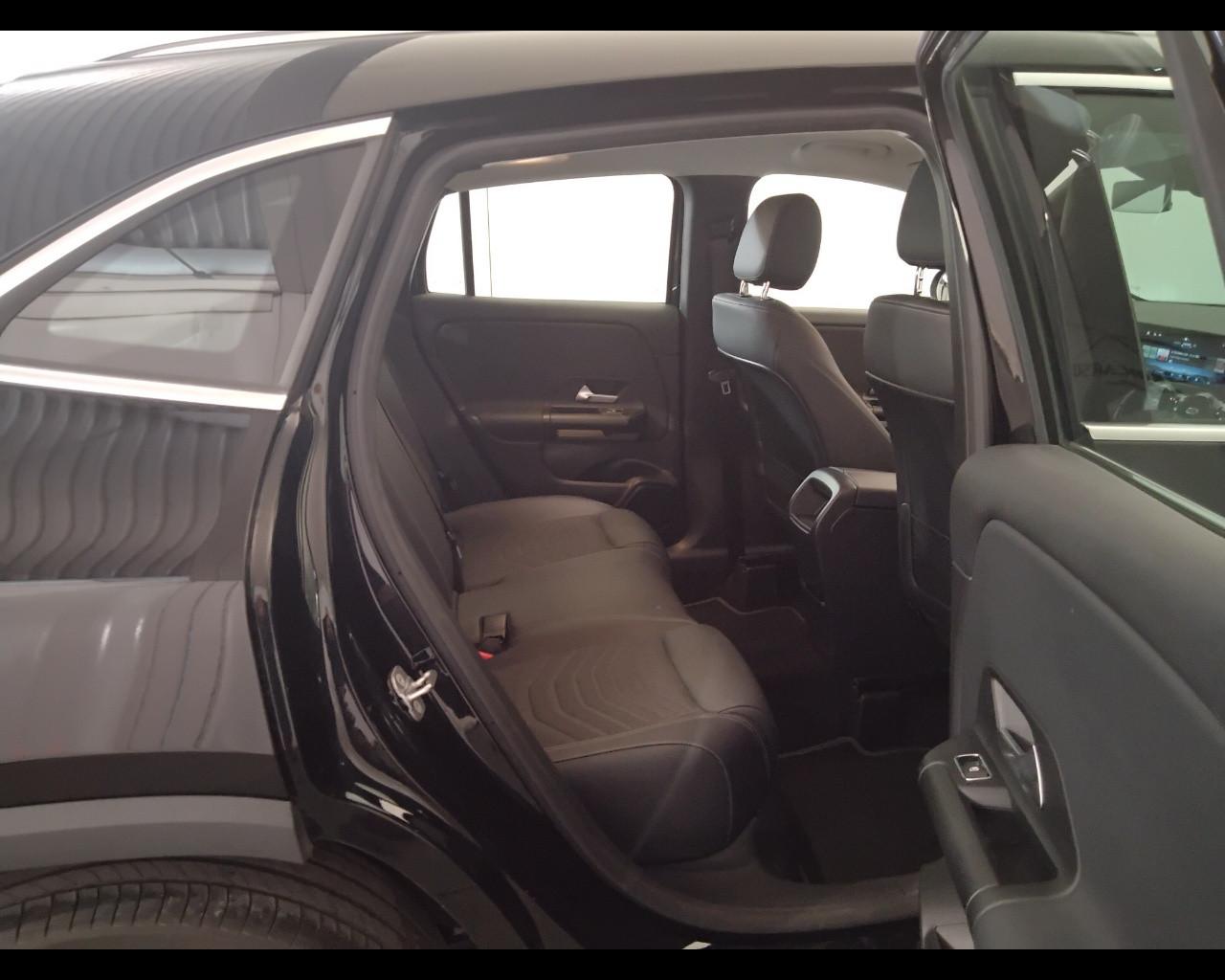 Mercedes-Benz GLA-H247 2023 - GLA 180 d Advanced auto