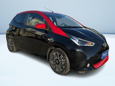 Toyota Aygo 5 Porte 1.0 VVT-i x-clusiv red pack M-MT