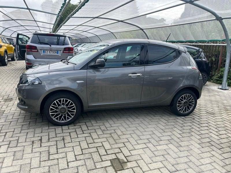 Lancia Ypsilon Ypsilon 1.0 FireFly 5 porte S&S Hybrid Gold Plus