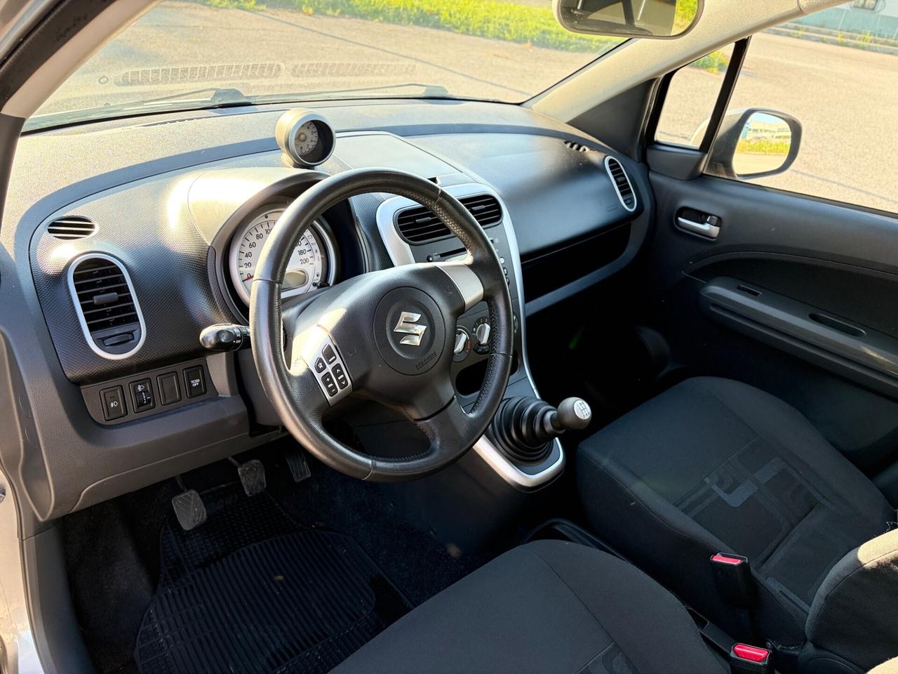 Suzuki Splash 1.0 benzina 2011