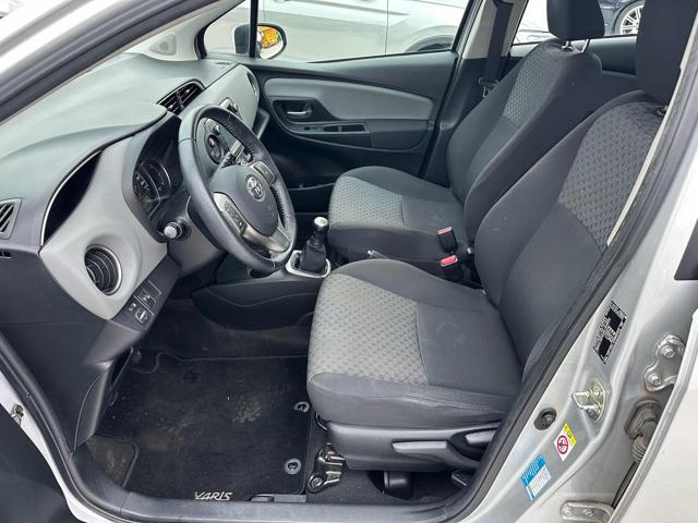 TOYOTA Yaris 1.0 5 porte Lounge OK NEOPATENTATO