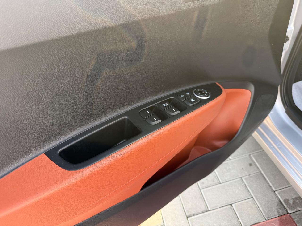 Hyundai i10 1.0 MPI Sound Edition NEOPATENTATI