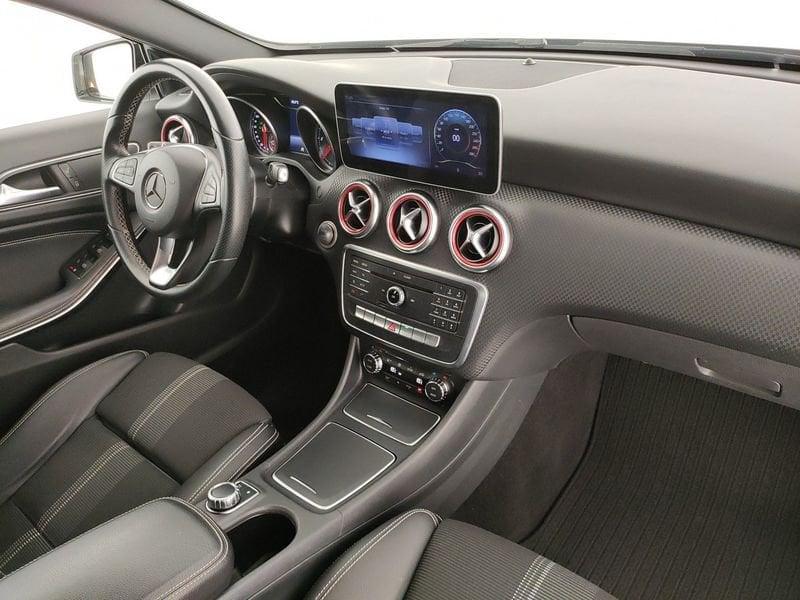 Mercedes-Benz Classe A A 180 d Sport auto my16