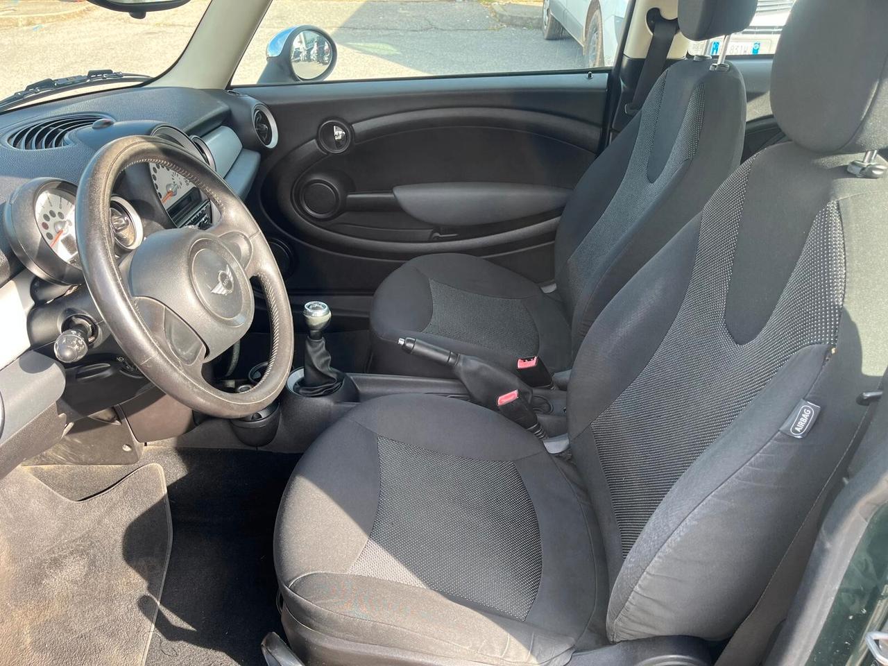 Mini 1.6 16V One (72kW)