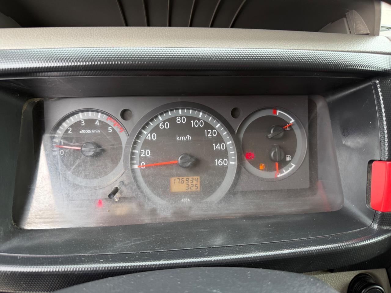 Nissan Cabstar Ribaltabile con Gru 35.15