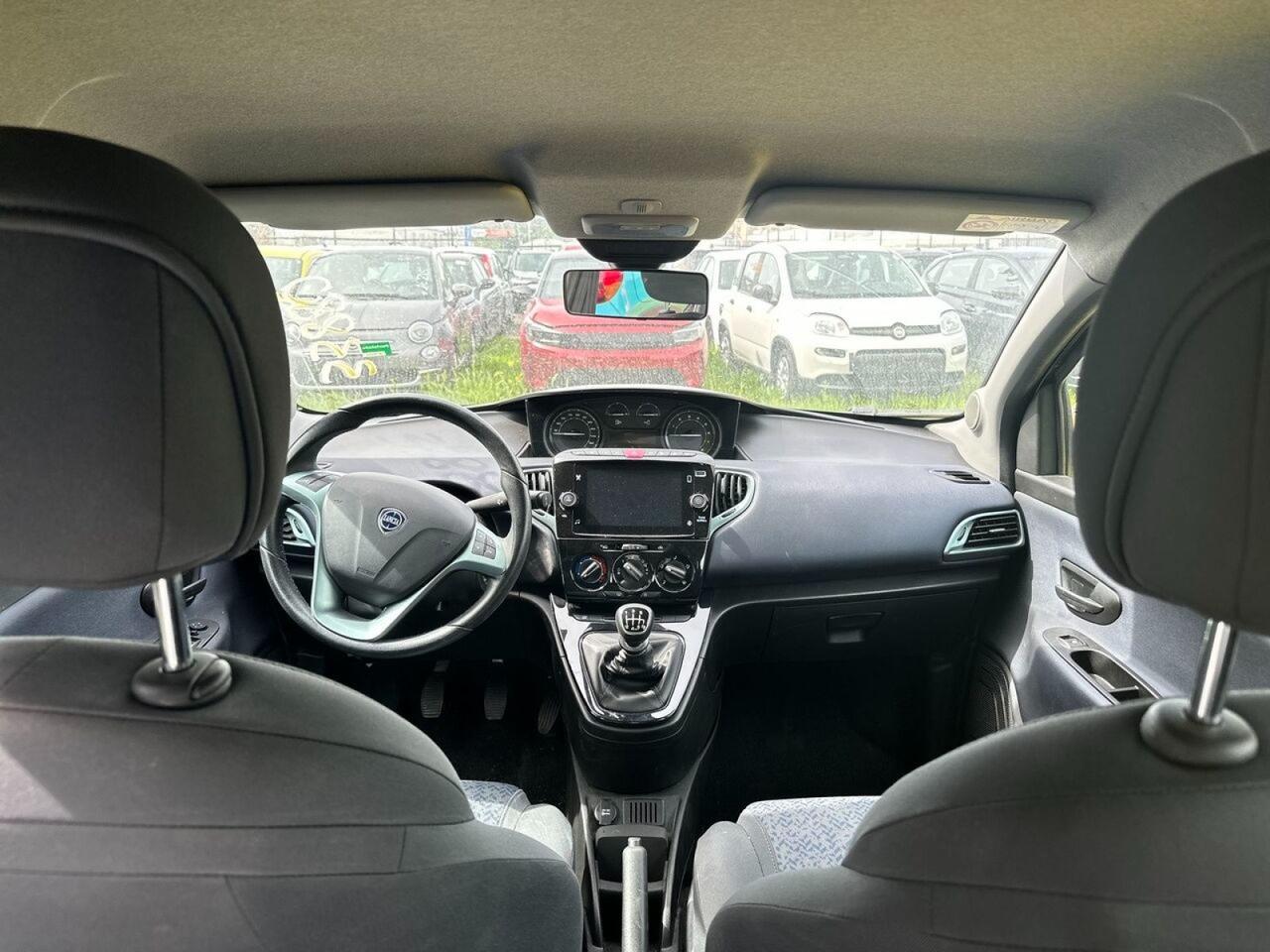 LANCIA Ypsilon III 2021 - Ypsilon 1.0 firefly hybrid Silver Plus s&s 70cv