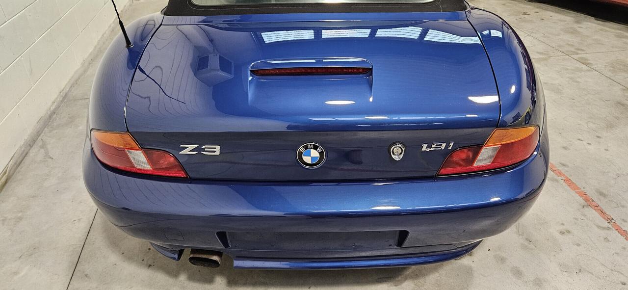 Bmw Z3 1.9 Roadster Topas-Blue
