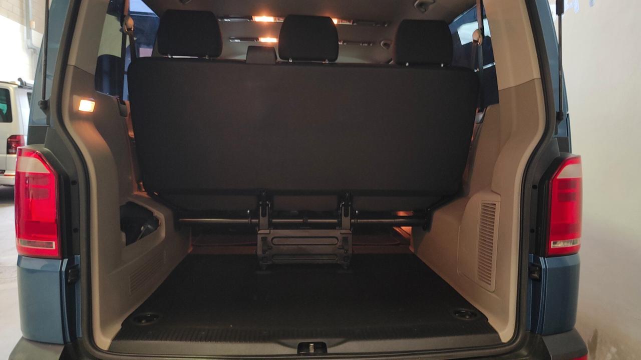 Volkswagen Caravelle 2.0TDI 150CV 9POSTI EURO6 CAMBIO MANUALE