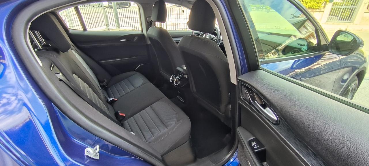 Alfa Romeo Stelvio 2.2 Turbodiesel 190 CV AT8 Q4 Sprint