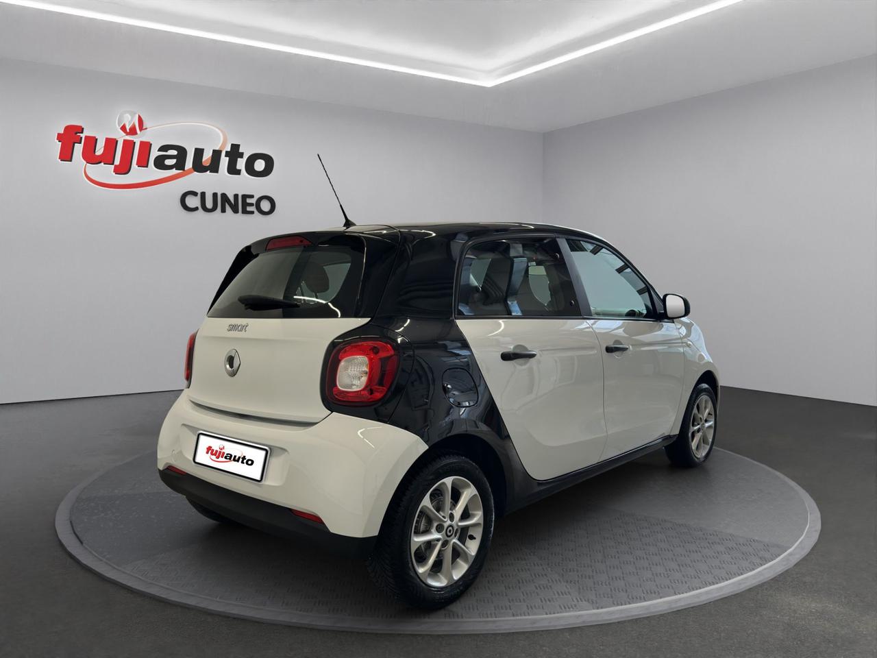 Smart Forfour 1.0 Youngster 71cv my18