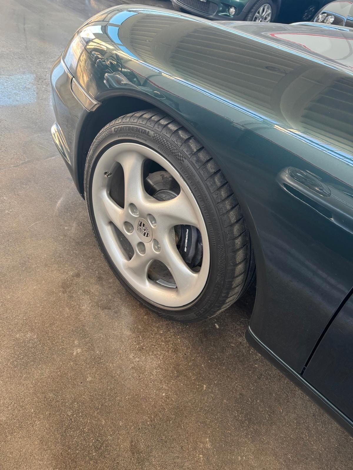 Porsche Boxster 2.7i 24V cat