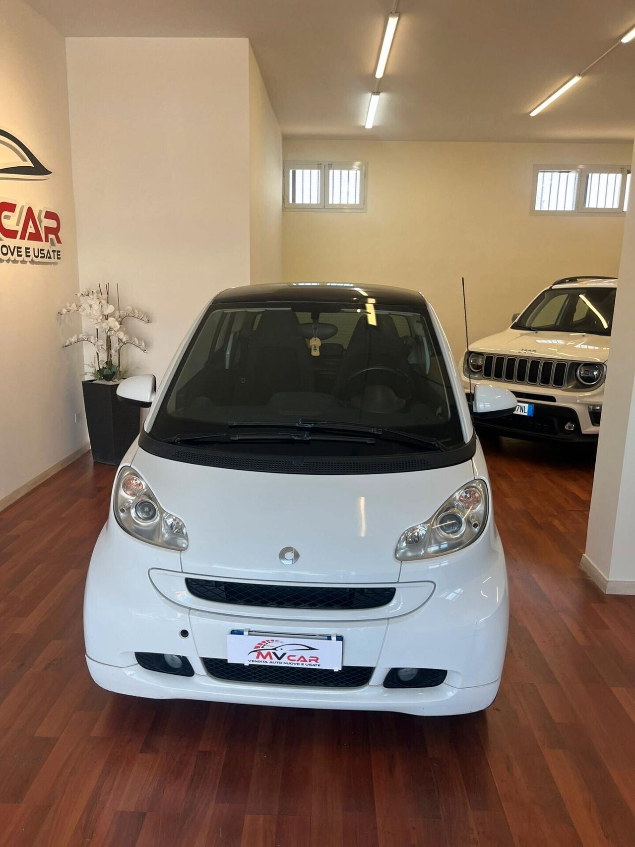 Smart ForTwo 1000 52 kW MHD coupé passion