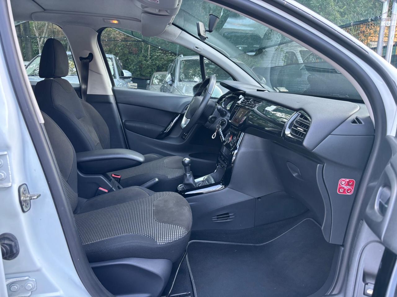 Citroen C3 1.6 hdi 75cv Exclusive OK NEOPATENTATI