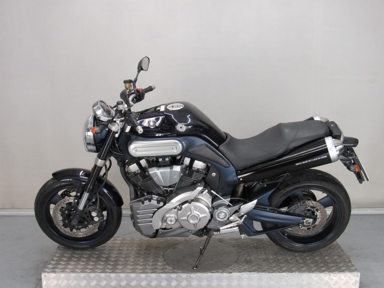 Yamaha MT-01 FIRTS EDITION
