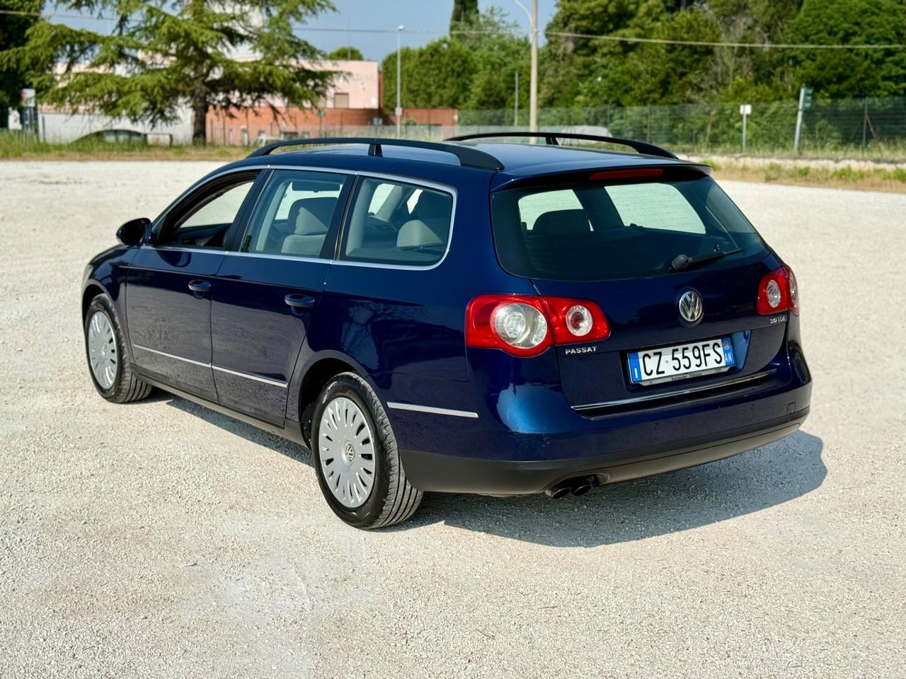 Volkswagen Passat Highline 2.0 TDi 140cv UnicoPropr