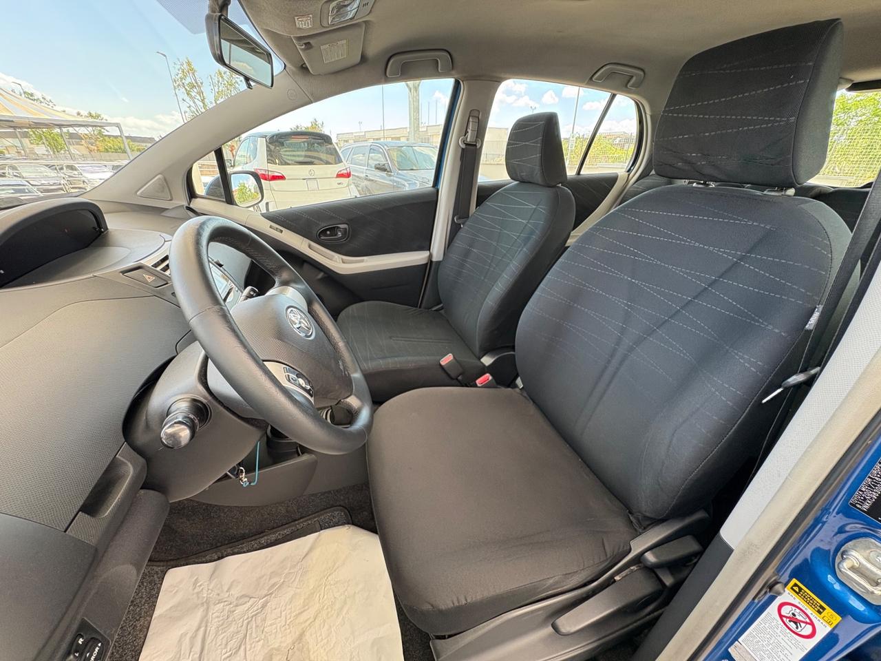 Toyota Yaris 1.4 D-4D DPF 5 porte Sol