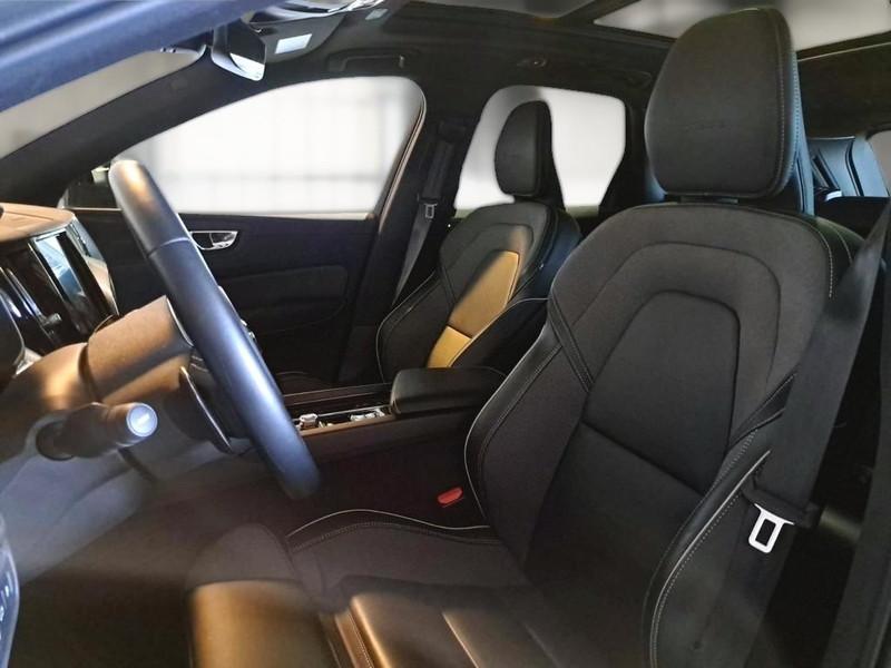 VOLVO XC60 T8 Twin Engine AWD Geartronic R-Design
