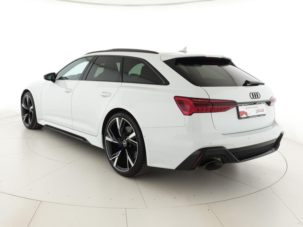 Avant 4.0TFSI 600CV quattro tiptronic