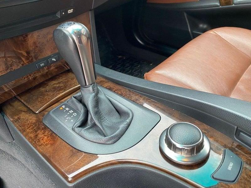 BMW Serie 5 530 xd Touring Futura 4X4-C.AUTOMATICO-PELLE