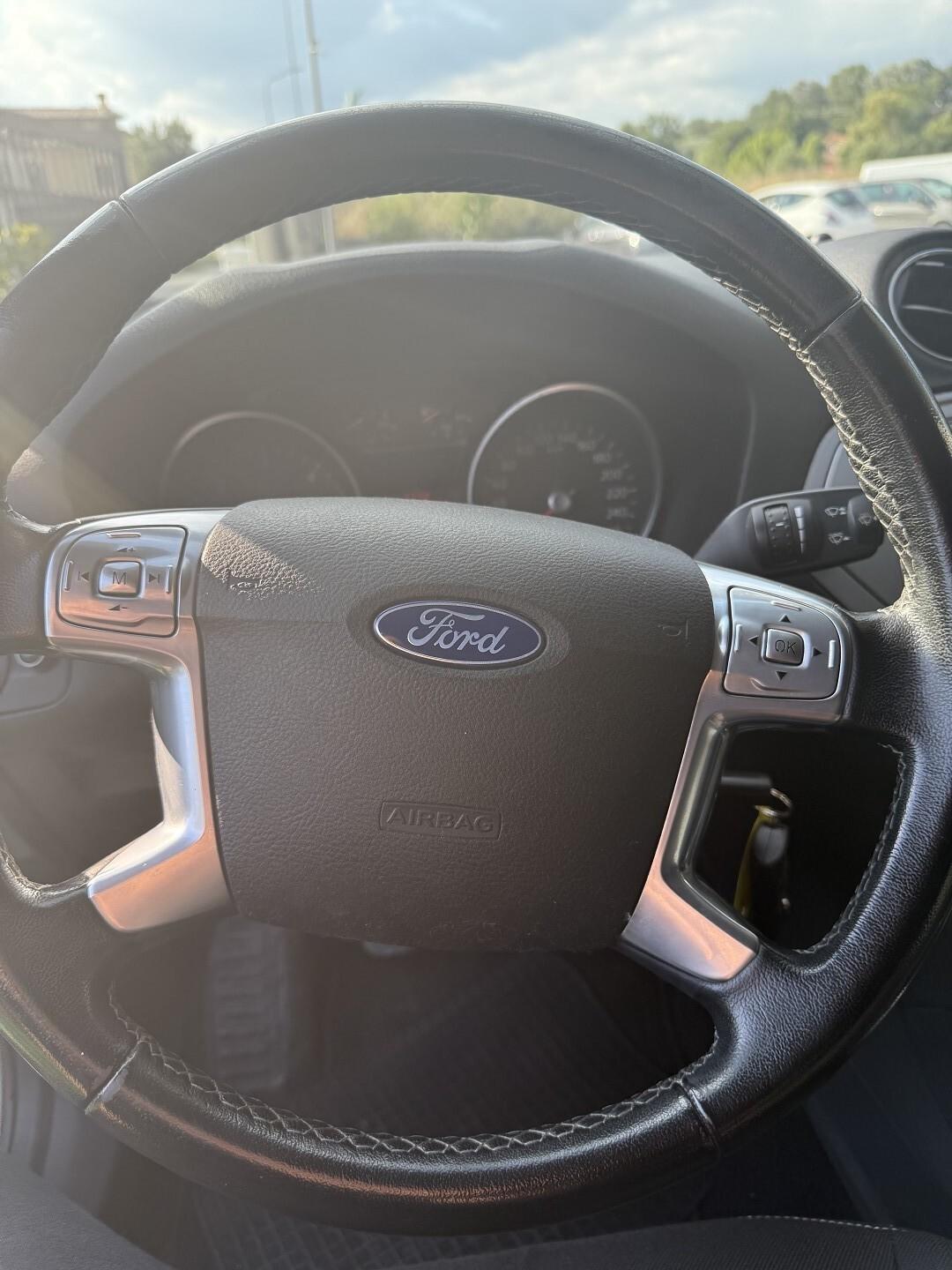 FORD MONDEO 3" SERIE