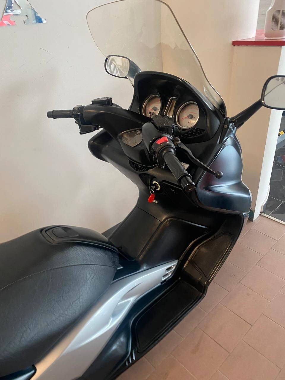 Yamaha T Max