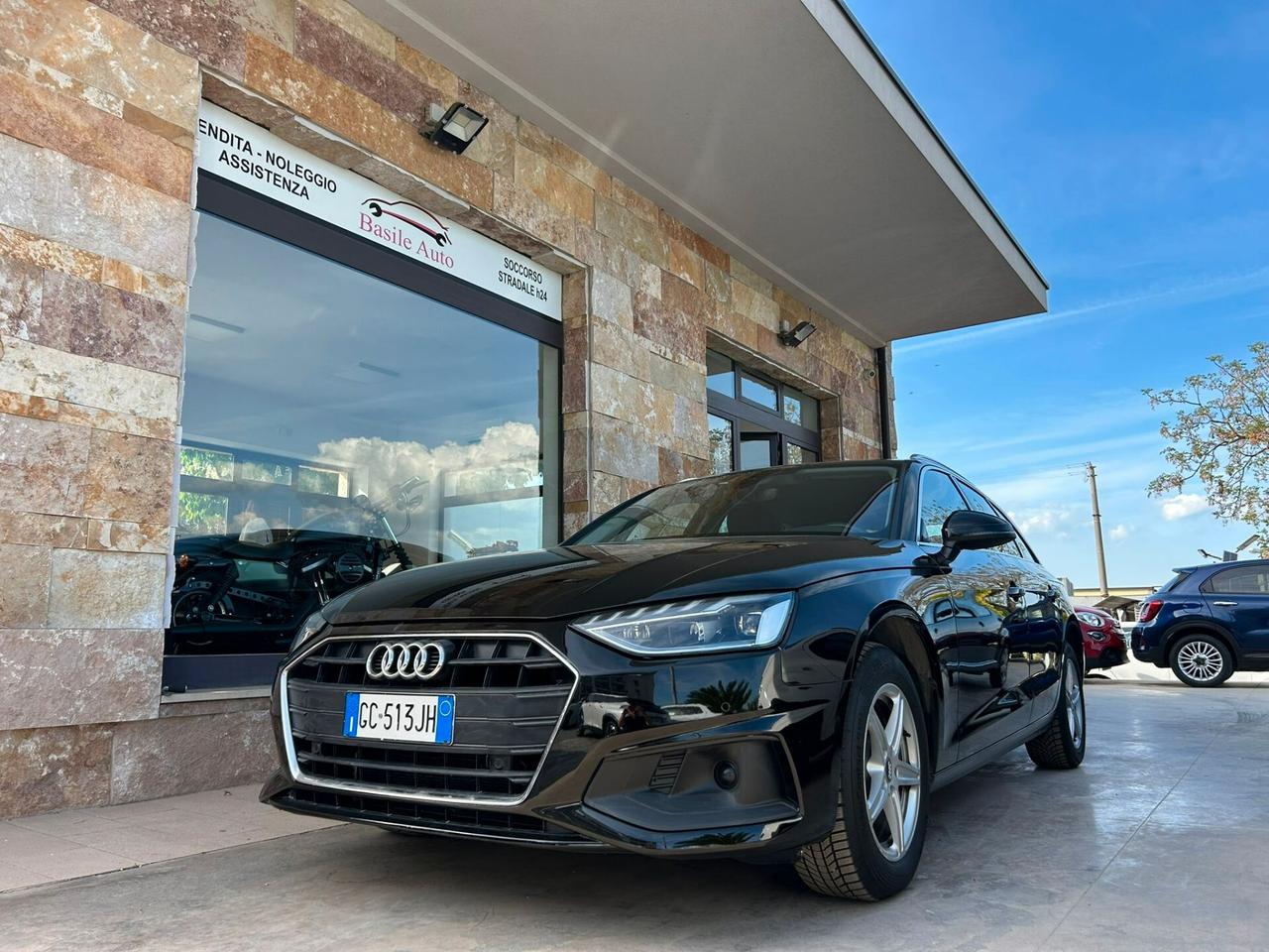 Audi A4 Avant 30 2.0 tdi mhev Business 136cv s-tronic