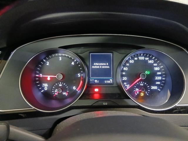 Volkswagen Passat Variant 2.0 TDI EVO Business Fari LED, Navi, Ambient Pack