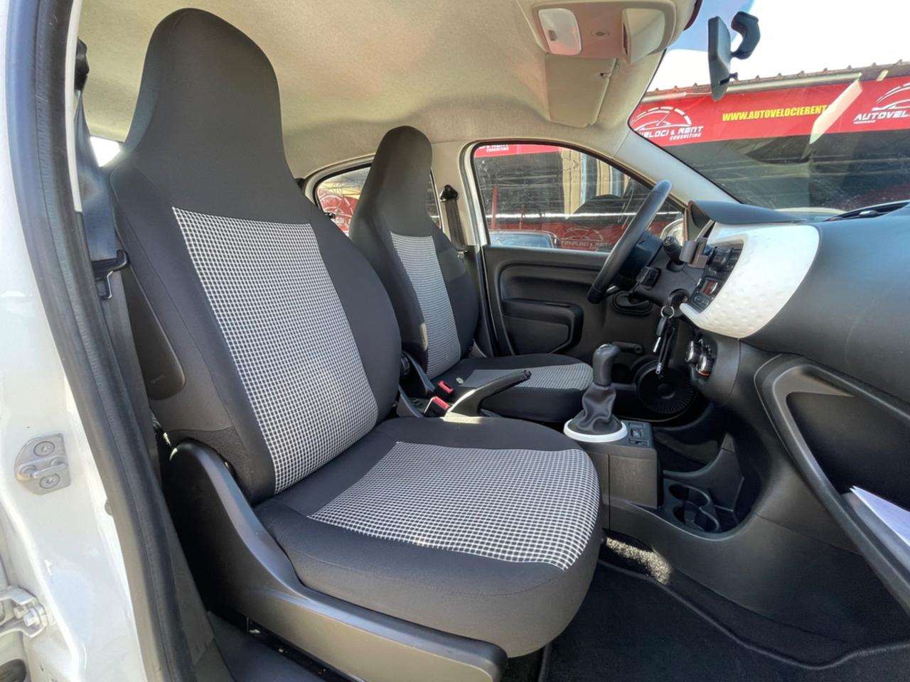 Renault Twingo 1.0 SCe Live