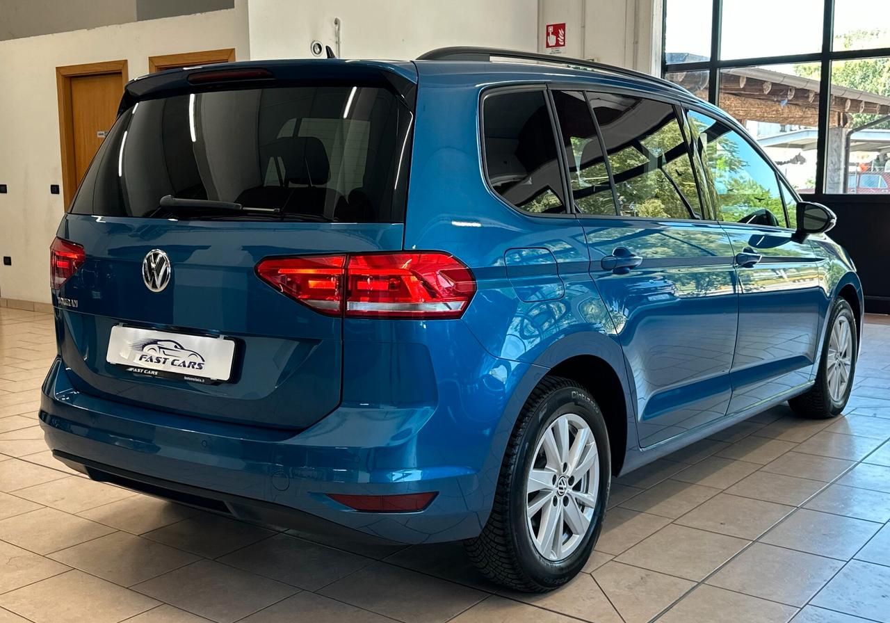 VOLKSWAGEN TOURAN COMFORTLINE DSG *GANCIO*7POSTI*CARPLAY*