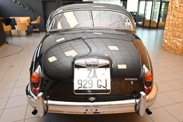 DAIMLER Sovereign 2.5 V8 AUTO GUIDA A DESTRA PERFETTA ITALIANA NUOVA