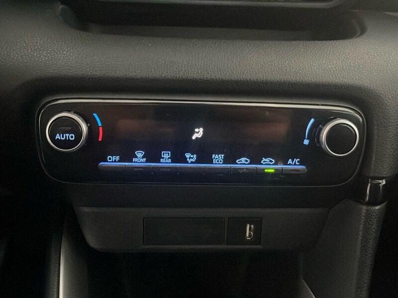 Toyota Yaris 4ª serie 1.5 Hybrid 5 porte Active