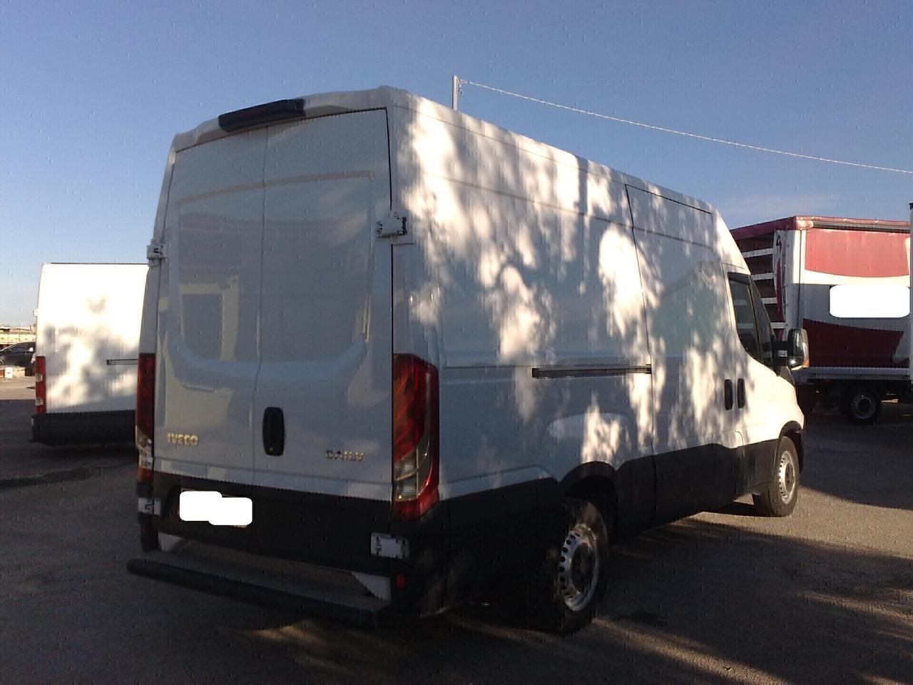 Iveco Daily 35s15 2.3hpt Furgone - 2015