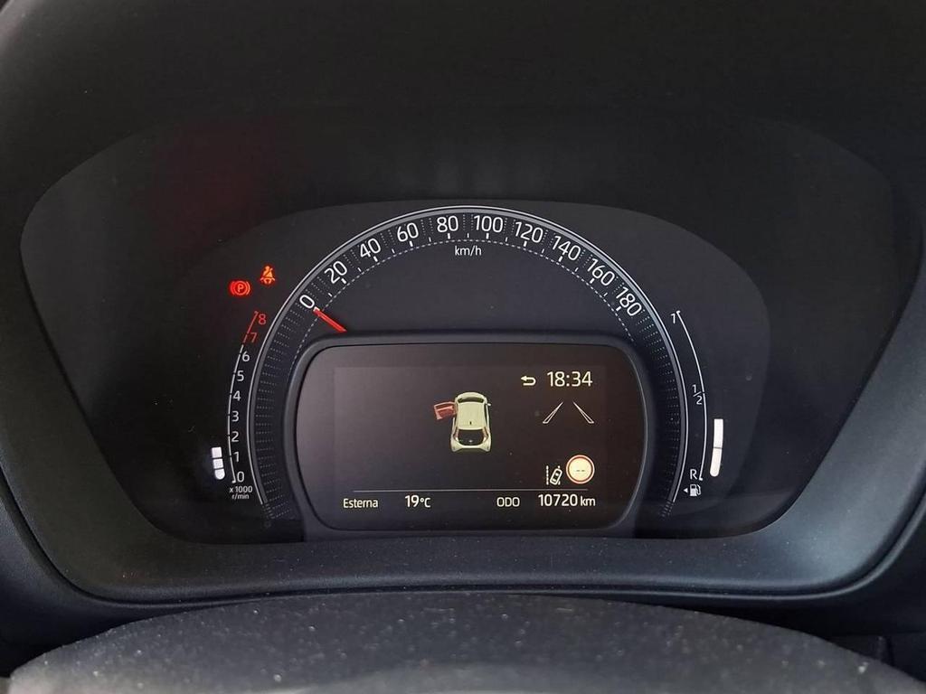 Toyota Aygo X 1.0 Lounge