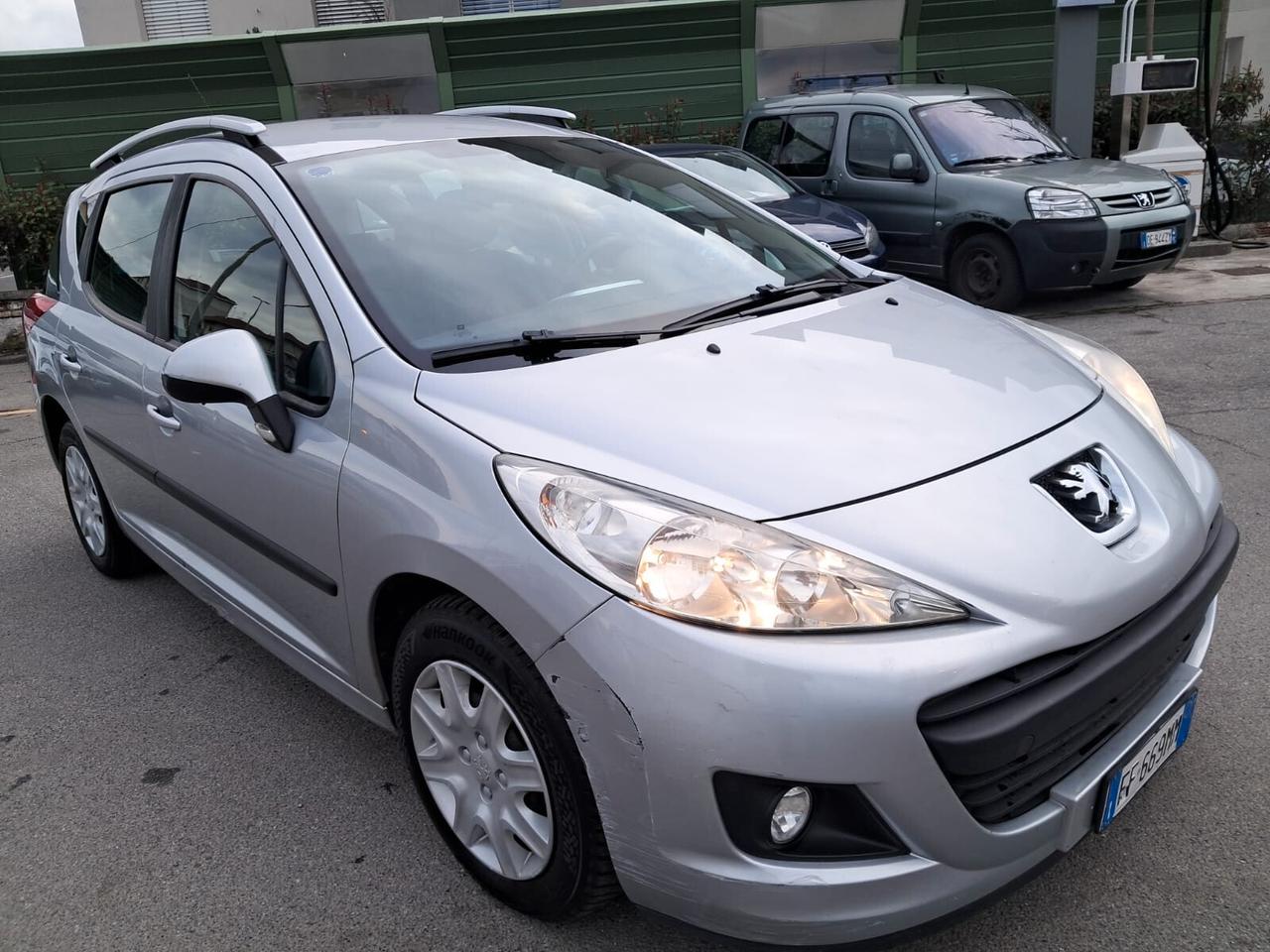 Peugeot 207 1.6 8V HDi 93CV SW X Line