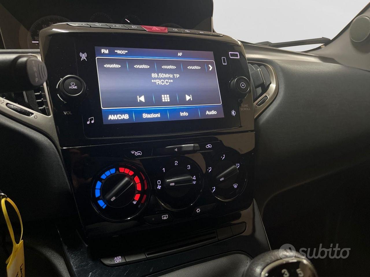 Lancia Ypsilon 1.0 FIREFLY HYBRID - UCONNECT TOUCH