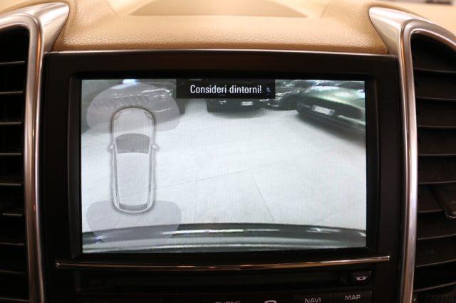 PORSCHE Cayenne 3.0 Diesel "" TETTO PANORAMICO / SERVICE PORSCHE""