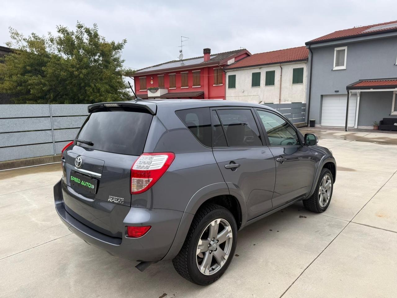 Toyota RAV 4 RAV4 2.2 D-4D 150 CV DPF Luxury