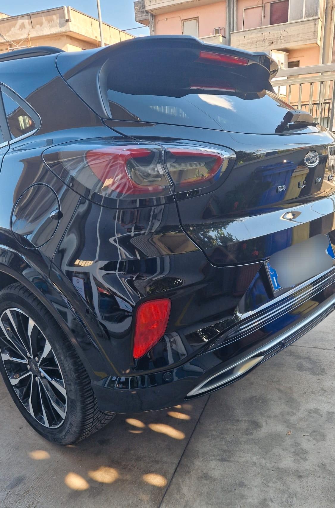 Ford Puma 1.0 EcoBoost Hybrid 125 CV ST-Line Vignale Led pelle