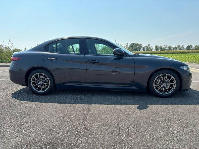 Alfa Romeo Giulia CINGHIA FATTA - 2.2 diesel 150cv