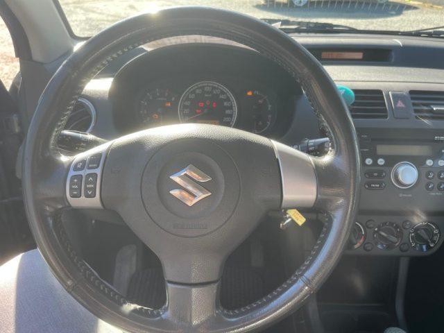 SUZUKI Swift 1.3 4x4 5p. GL