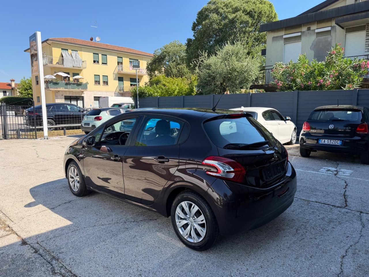 Peugeot 208 1.2 Neopatentati