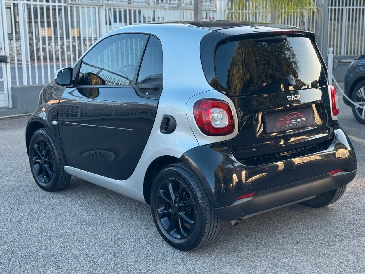 Smart ForTwo 70 1.0 Passion LED NAVI TETTO 2017
